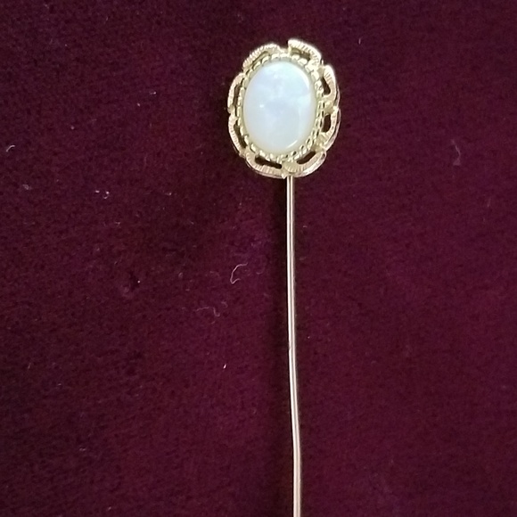 Vintage Jewelry - 1960s or 1970s Vintage Scarf Pin